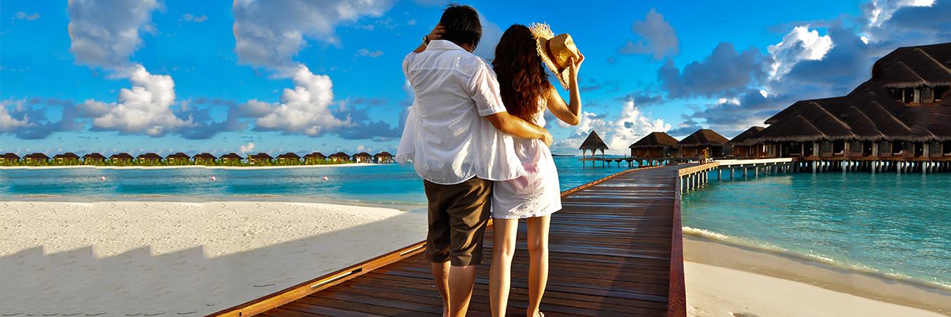 Romantic Resorts In Maldives, Paris and Dubai